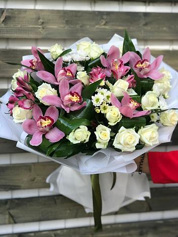 Букет цветов из: Розы и Хризантемы в Юргинское