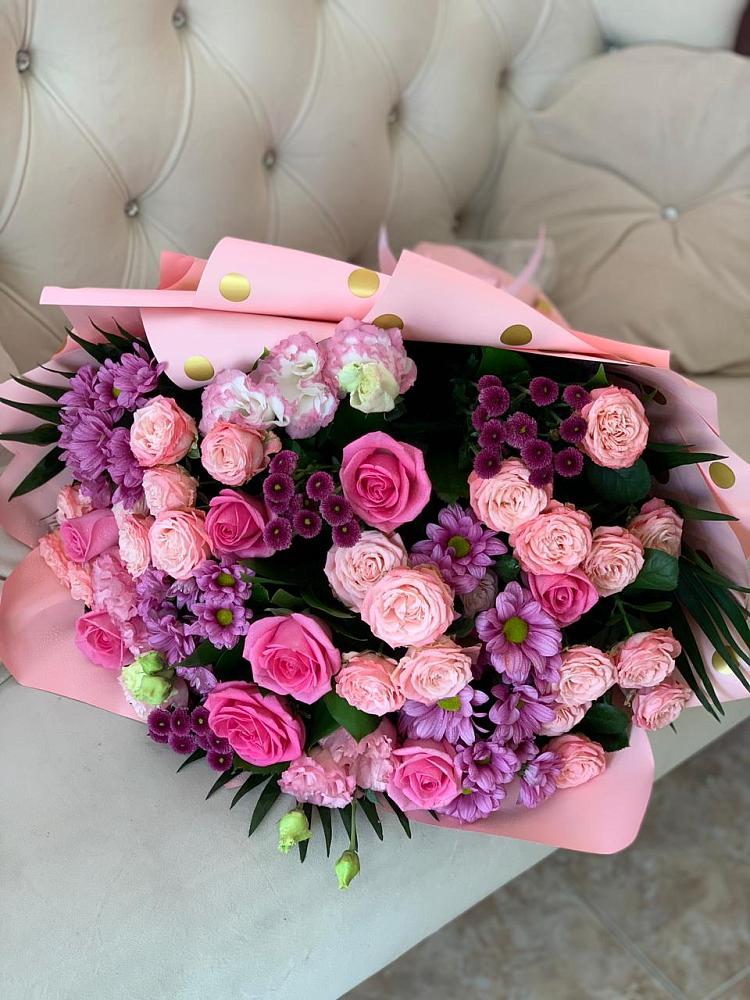 Букет цветов из: Хризантемы, Розы и Лизиантусы в Юргинское