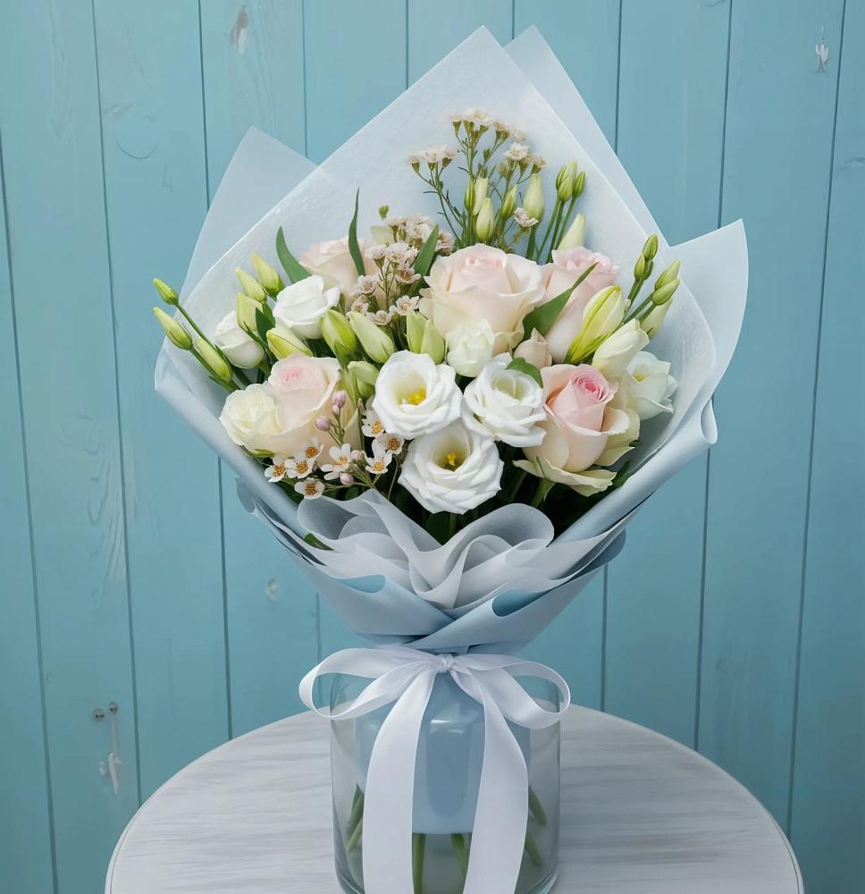 Букет цветов из: Розы и Лизиантусы в Юргинское