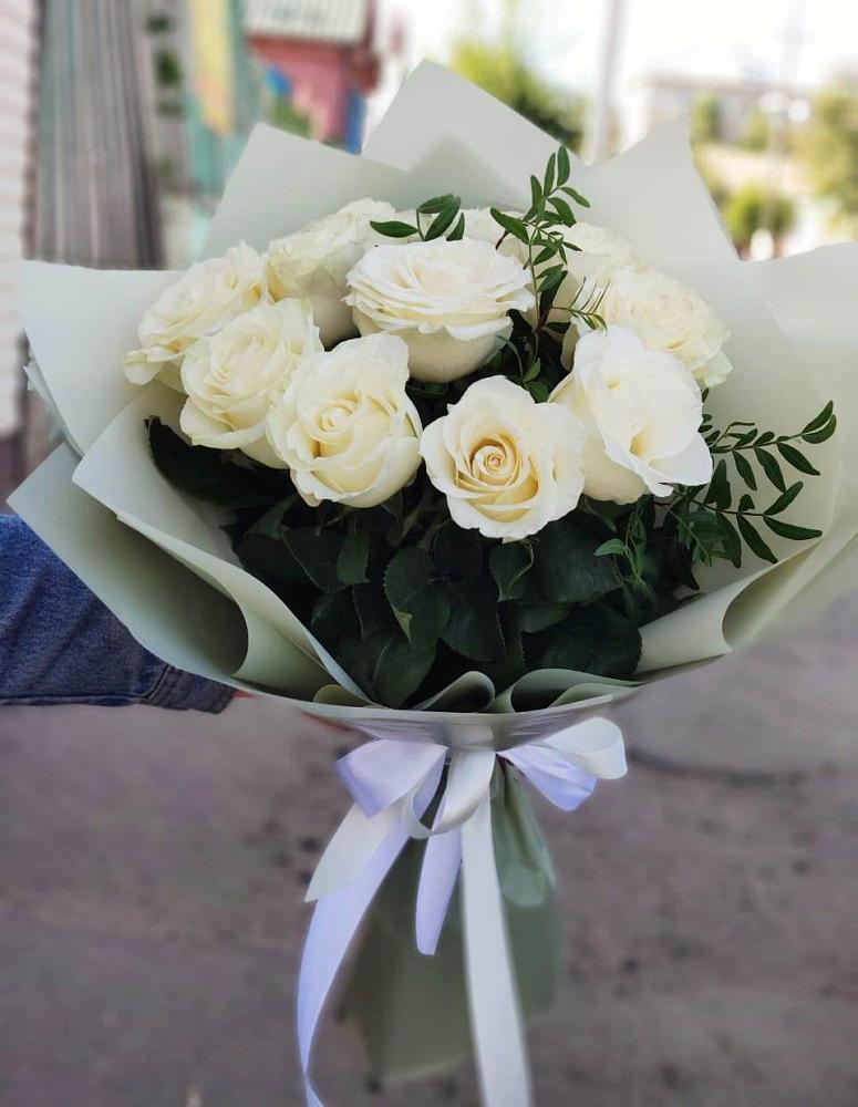 Букет Белые розы Проуд в Юргинское