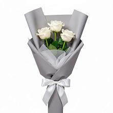 Букет 3 белые розы в Юргинское