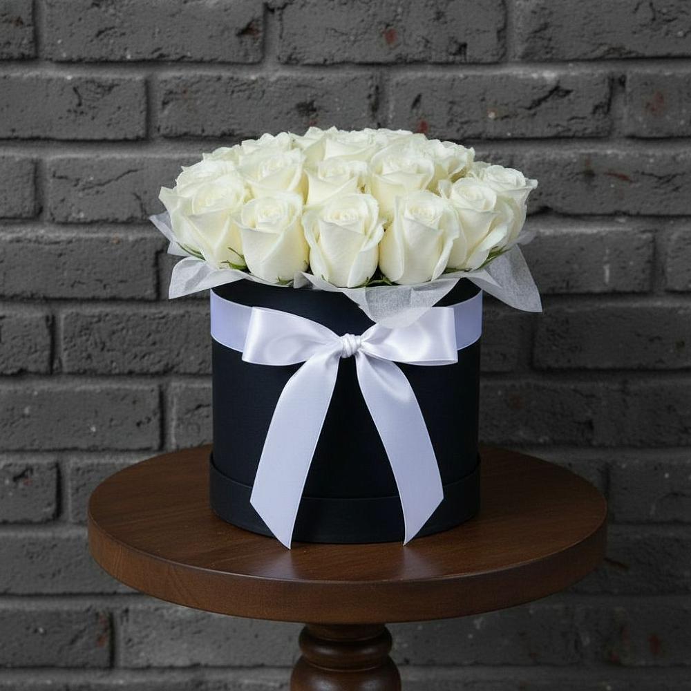 Цветочная композиция из Розы в шляпной коробке в Юргинское